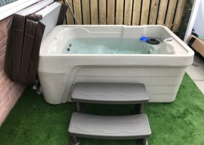 Hot Tub & Spa Cleaning with Alach Ltd